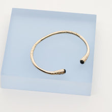 Load image into Gallery viewer, Cuff Bracelet - Arti Onyx
